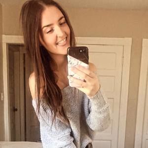 Meet your Posher, Liv